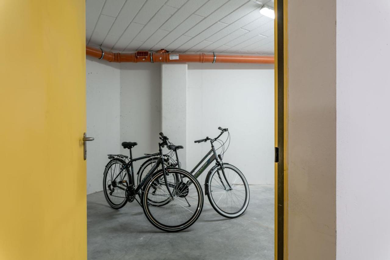 Apartwro - Apartament Przy Wyspie Slodowej, Garaz, Projektor, Rowery Appartement Wrocław Buitenkant foto